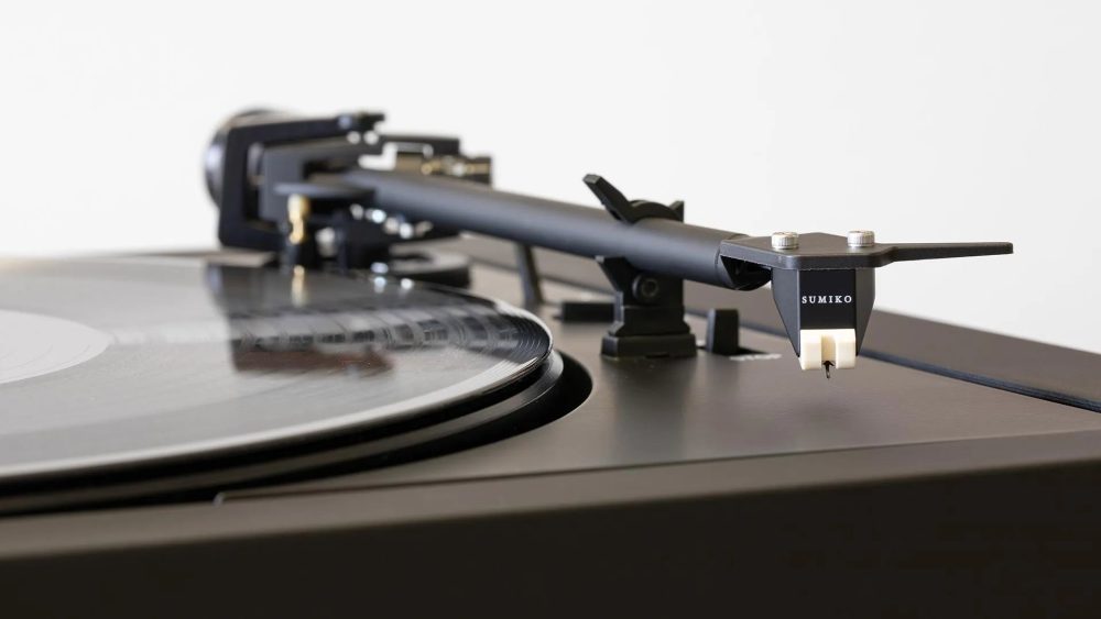 Pro-Ject A2 with Sumiko Rainier Cartridge