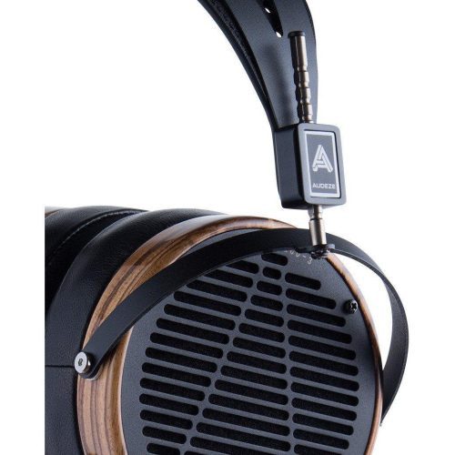 Audeze LCD 3 Open Back Planar Magnetic Headphones 2 5745bcc5 725e 4825 8eb0 0ac6ff8e7347