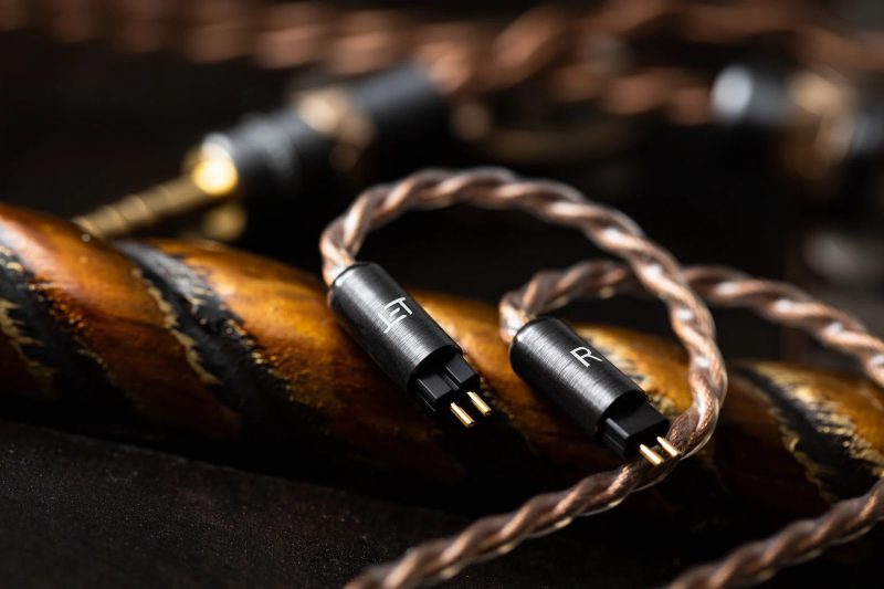 Eletech Raphael | Copper/Gold Upgrade Cable for IEMs-Bloom Audio