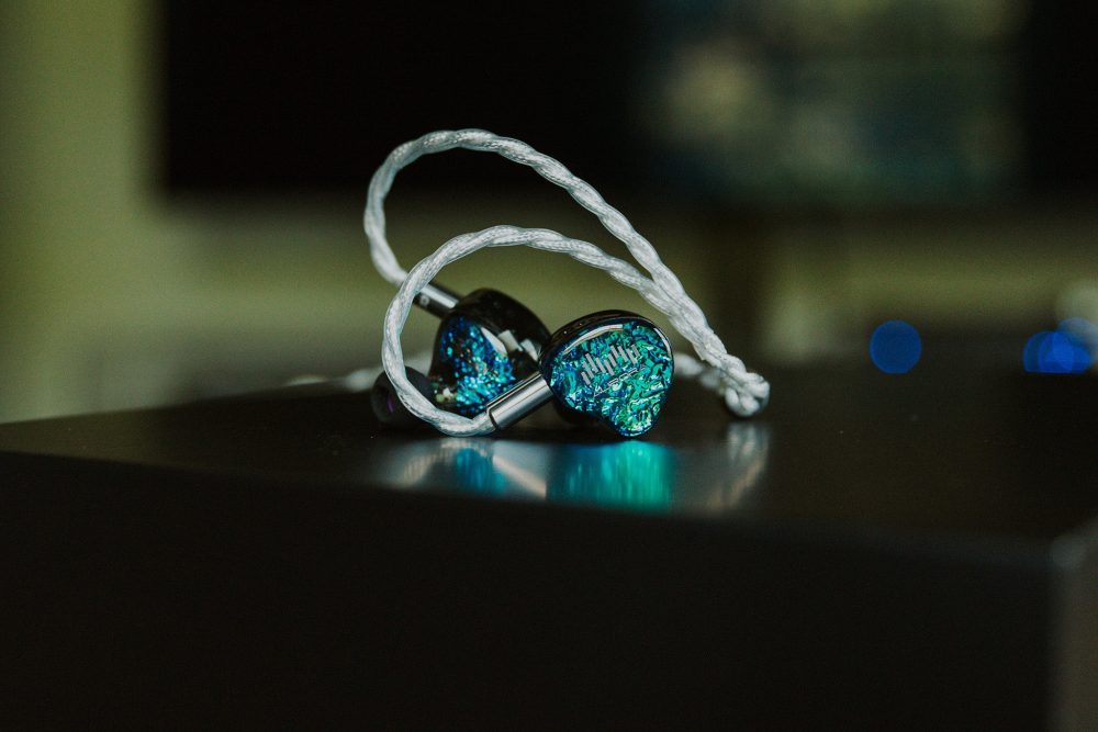 Flipears aurora xxiv iem sitting on black box