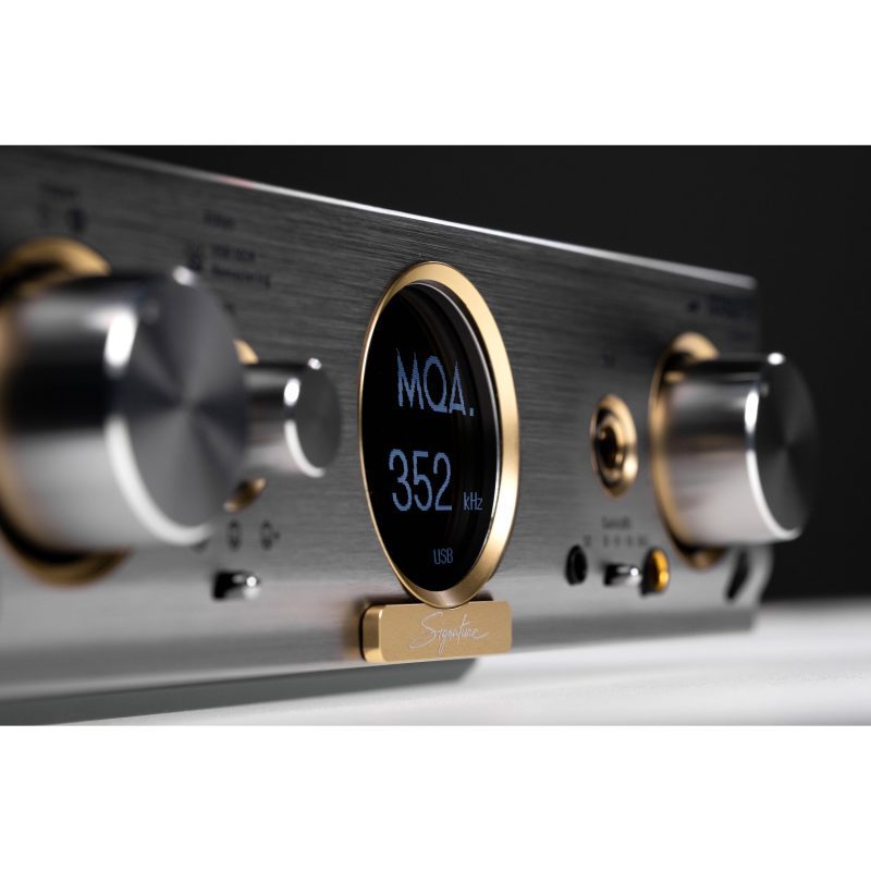 iFi Pro iDSD Signature DAC Solid State Tube Headphone Amp and Streamer 13