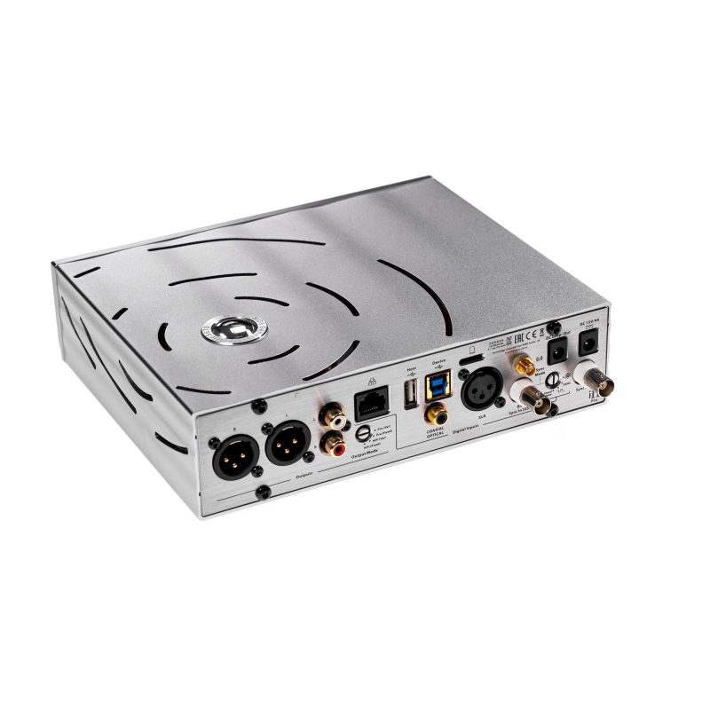 iFi Pro iDSD Signature DAC Solid State Tube Headphone Amp and Streamer 8