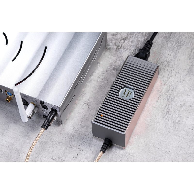 iFi iPower Elite Premium Audio Power Supply 8