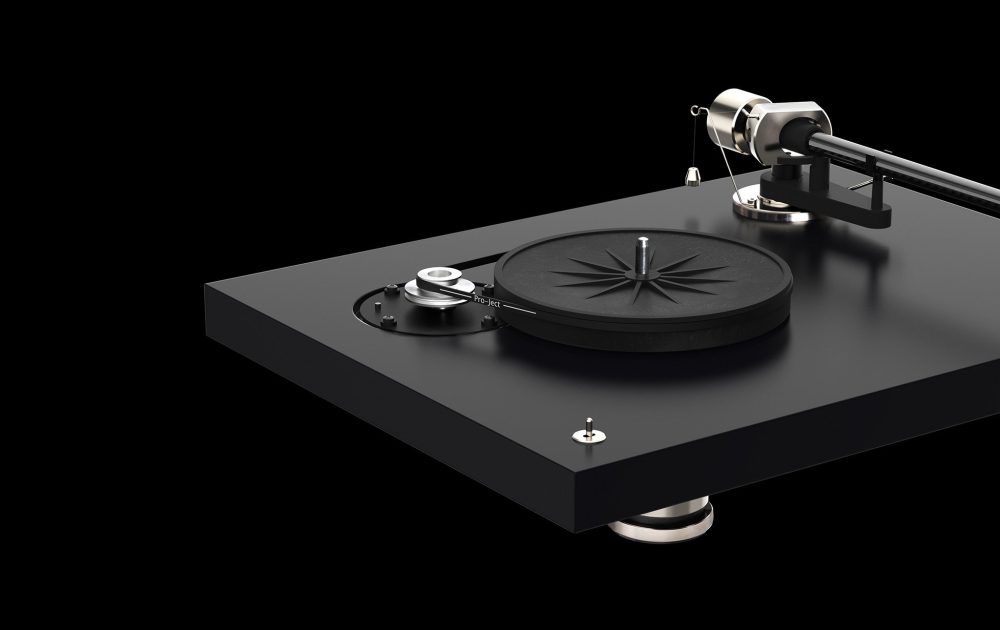 pro-ject debut pro b on black background