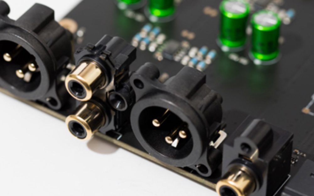 SMSL D300 PCB closeup highlighting XLR and RCA connectors